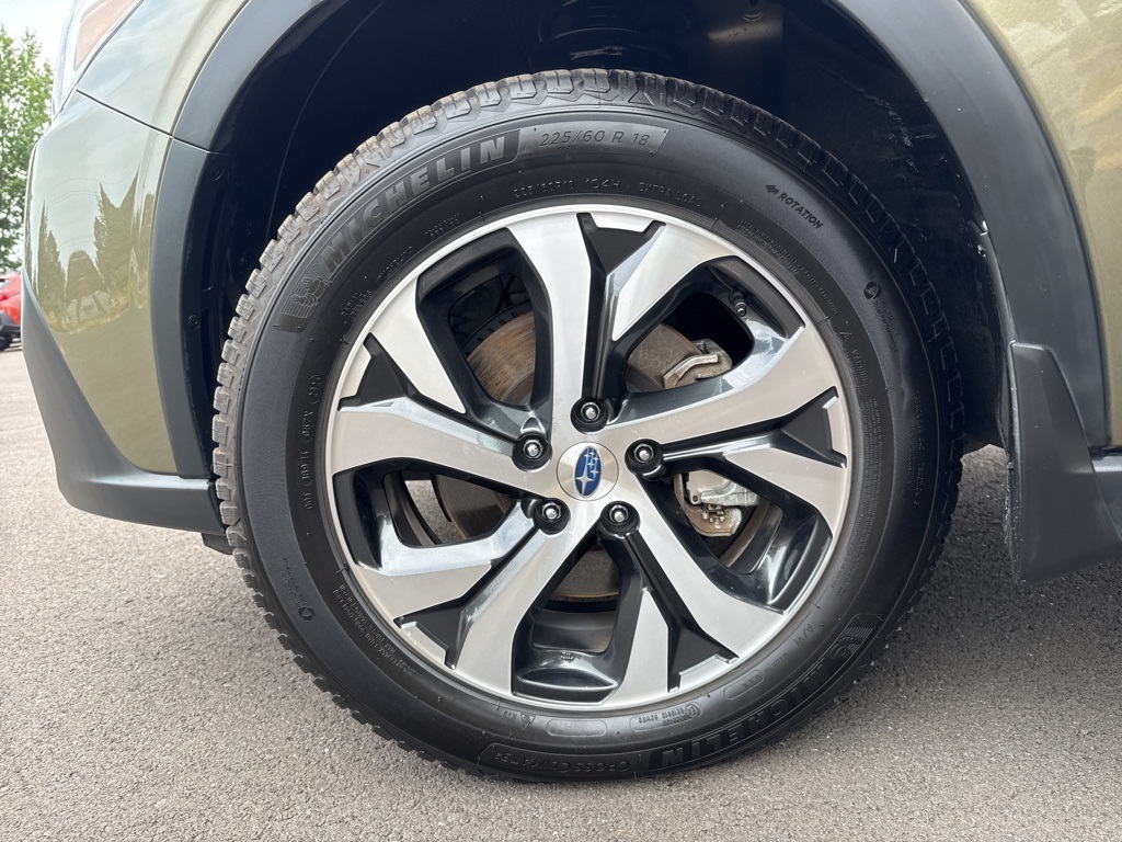 2021 Subaru Outback Touring XT photo 46