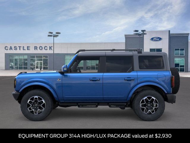 2024 Ford Bronco Outer Banks photo 3