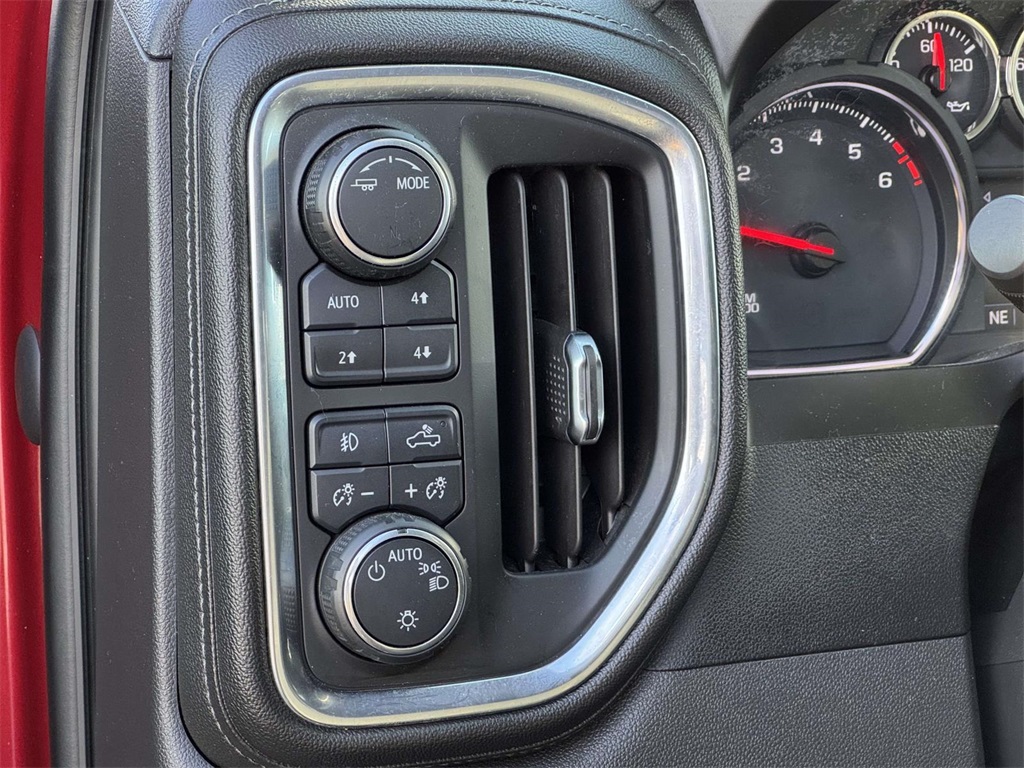 2020 Chevrolet Silverado 1500 LT Trail Boss photo 24