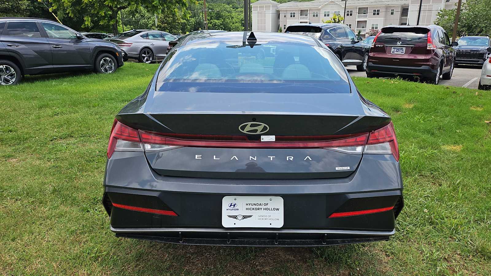 2025 Hyundai Elantra Hybrid Limited photo 4