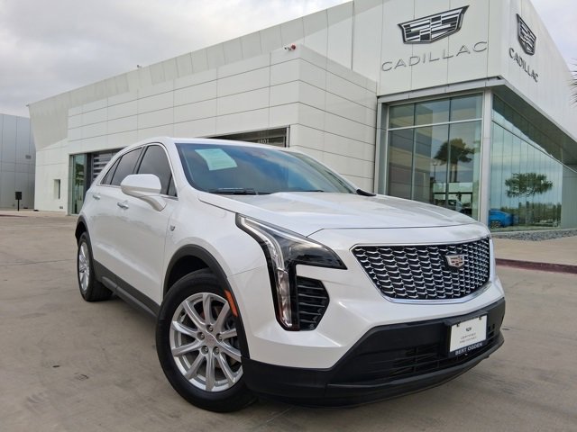 2023 Cadillac XT4 Luxury