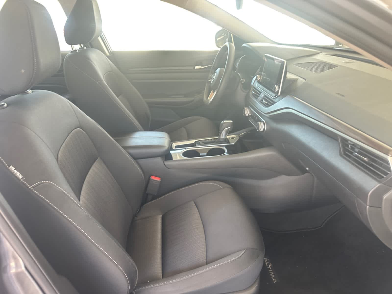 2024 Nissan Altima 2.5 SV photo 10