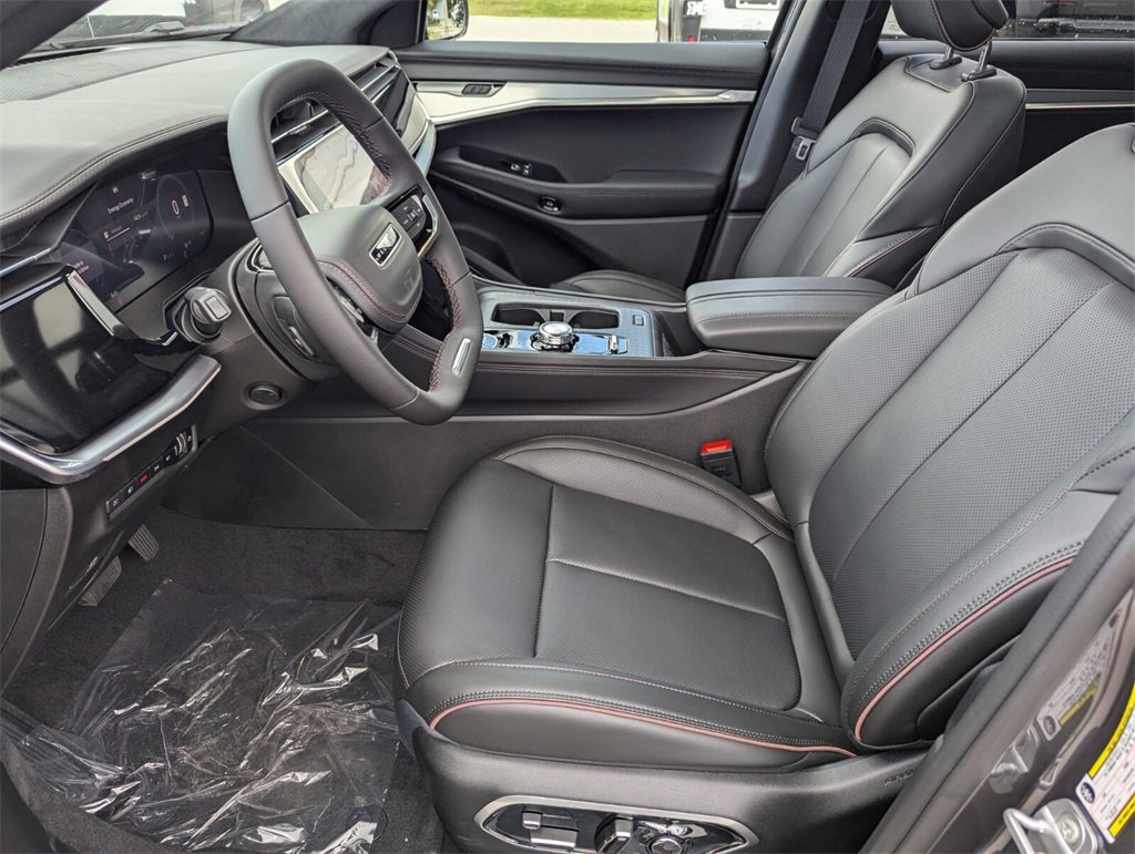 2025 Jeep Wagoneer S Launch Edition photo 13