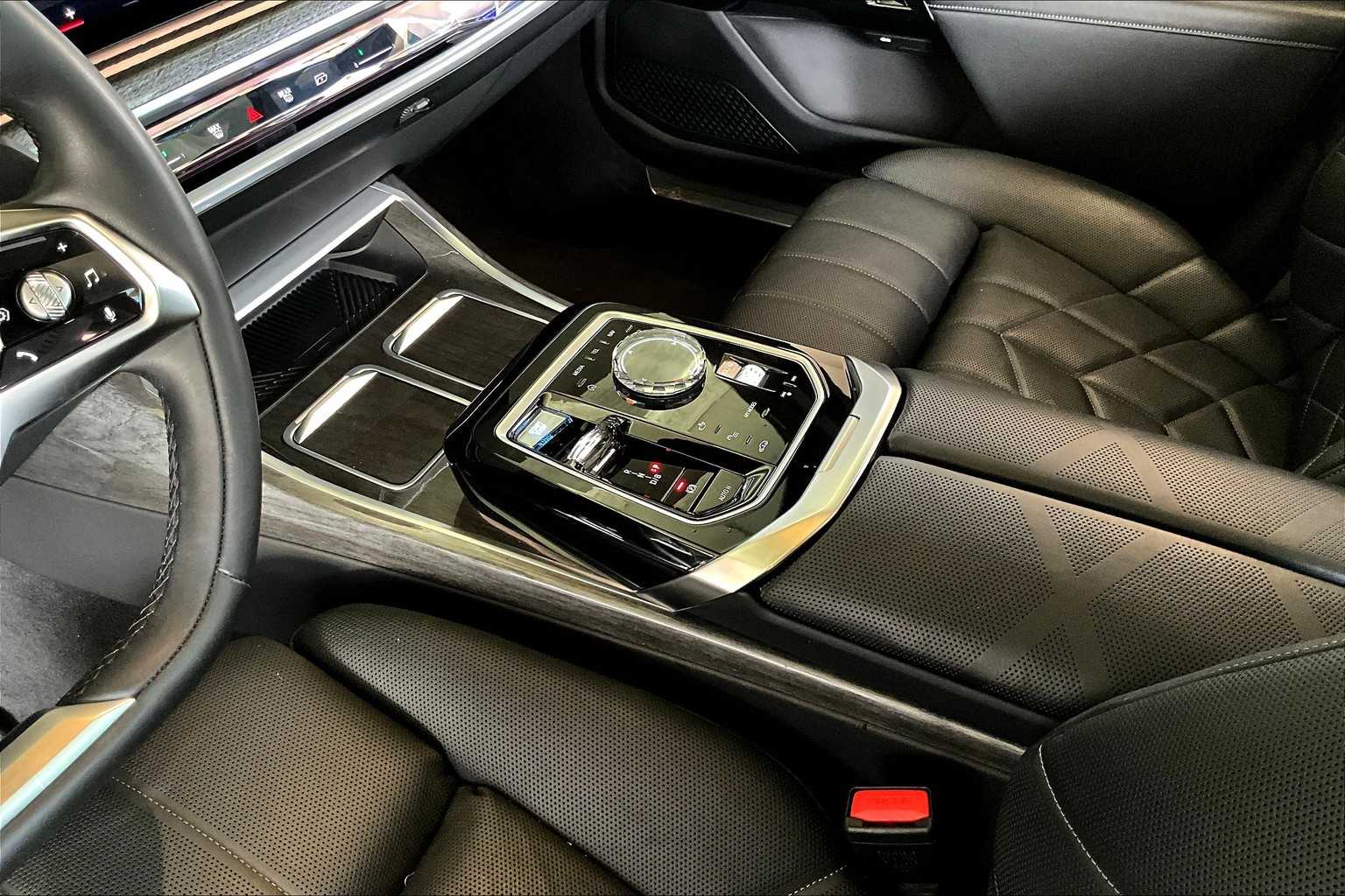 2024 Bmw i7 eDrive50 photo 16