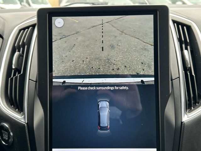 2024 Ford Edge Titanium photo 26