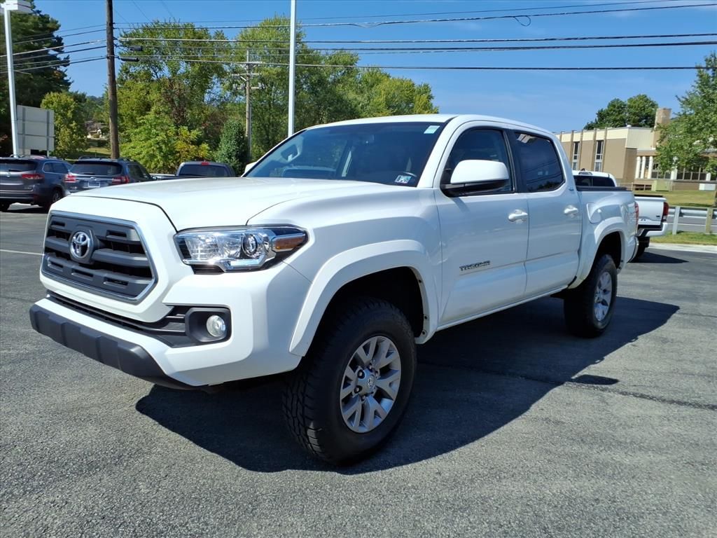 2016 Toyota Tacoma SR5 photo 7