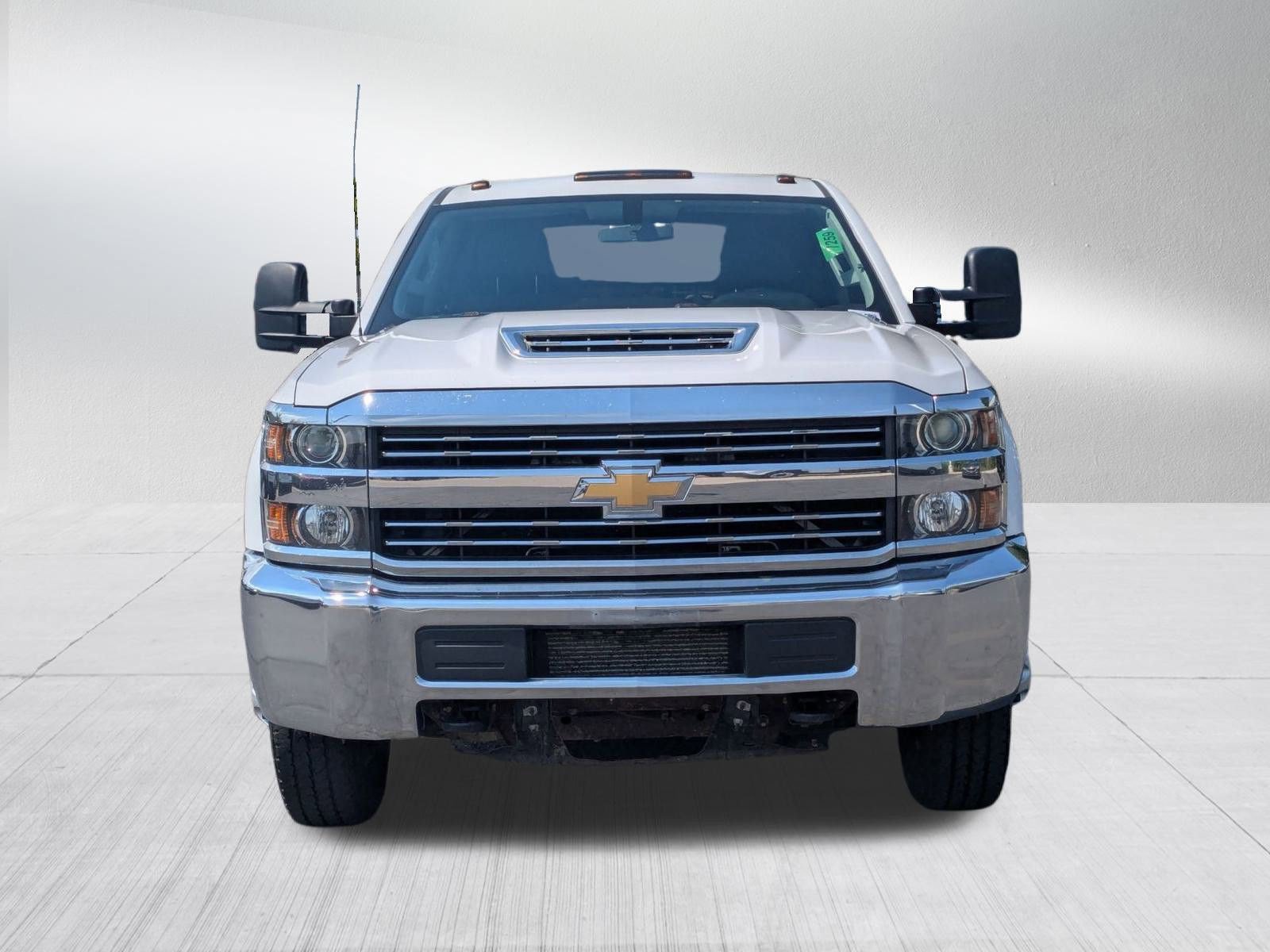 2018 Chevrolet Silverado 3500HD Work Truck photo 8