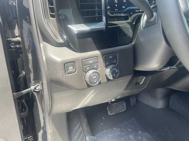 2025 Chevrolet Silverado 1500 LT photo 18