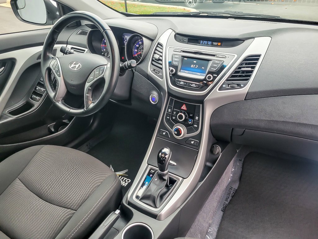 2016 HYUNDAI ELANTRA - Image 21