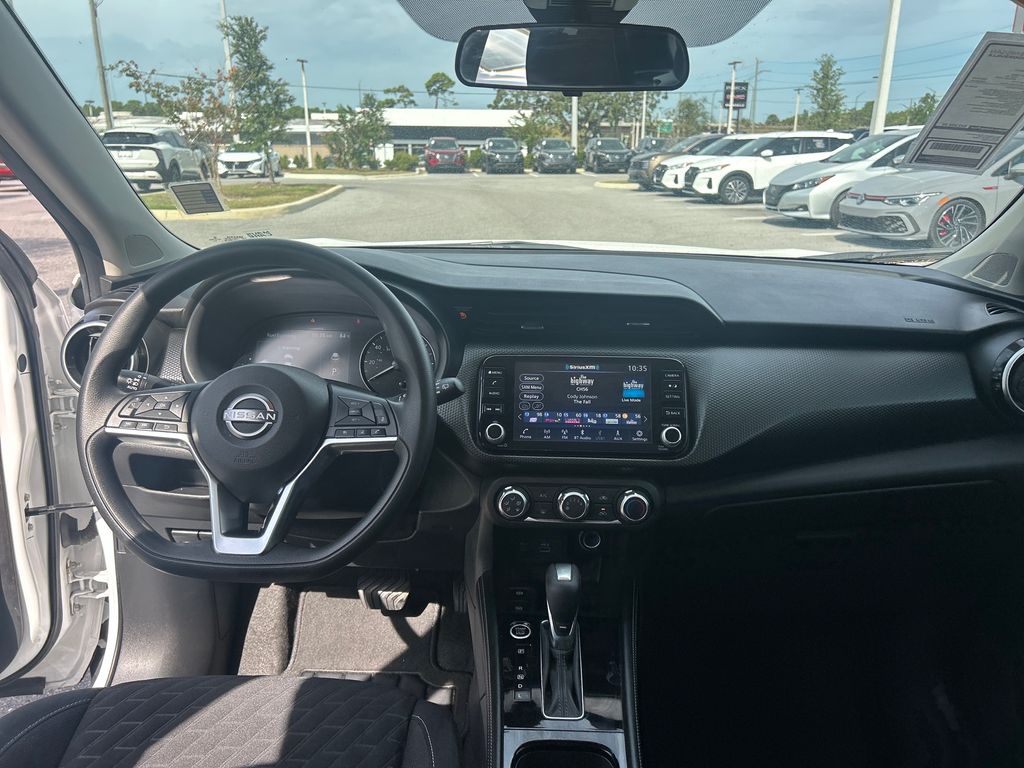 2023 Nissan Kicks SV photo 22