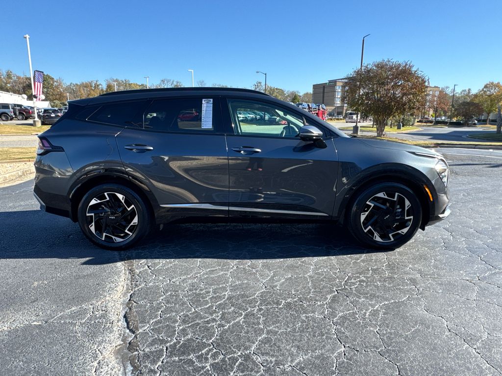 2024 Kia Sportage photo 2
