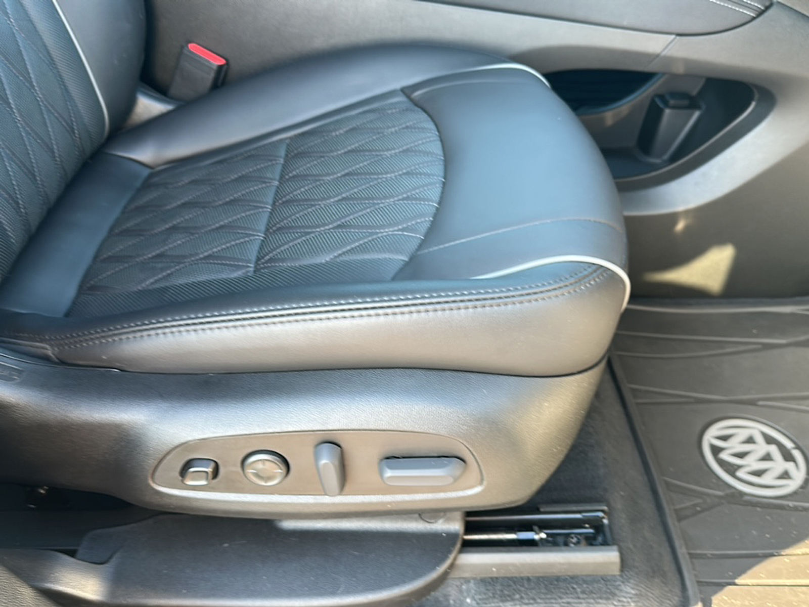 2023 Buick Enclave Avenir photo 9