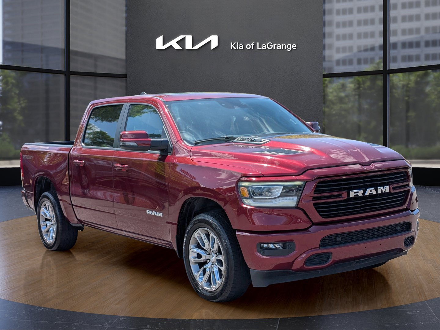 2023 Ram 1500 Laramie photo 3