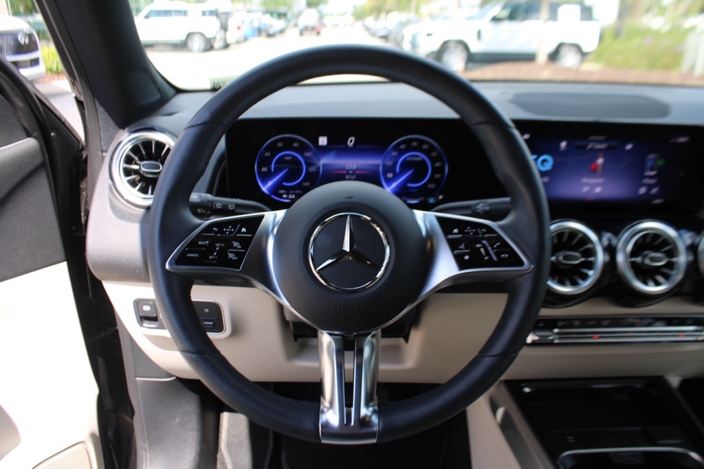 2024 Mercedes Benz EQB 250+ photo 13