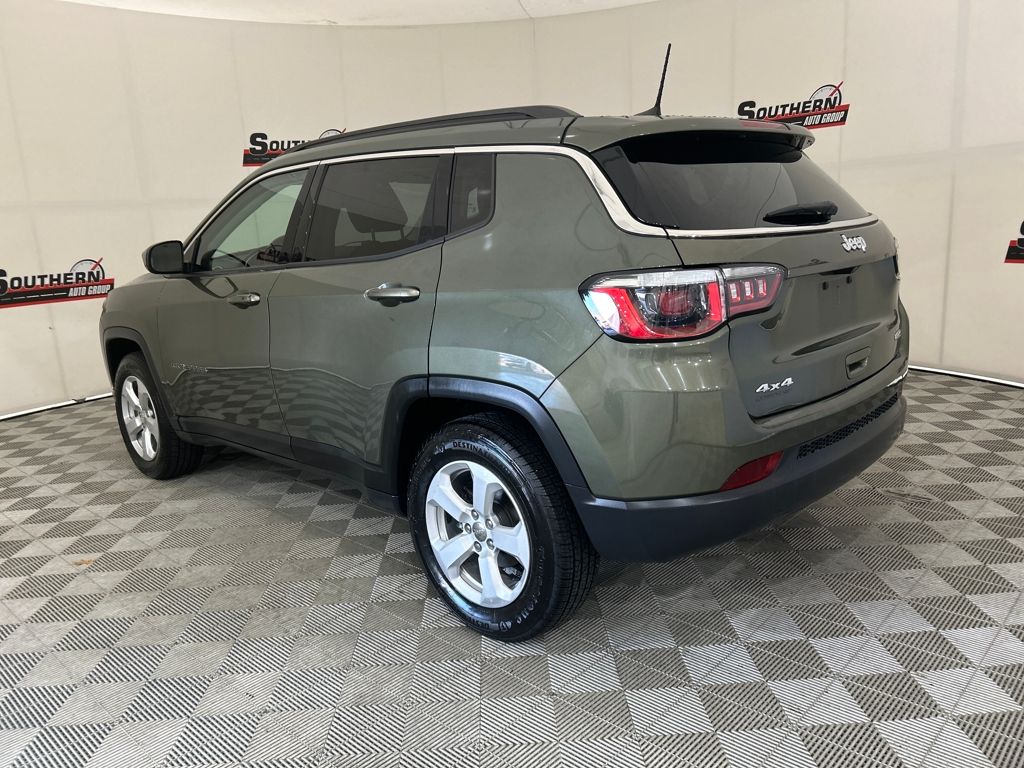 2018 Jeep Compass Latitude photo 3
