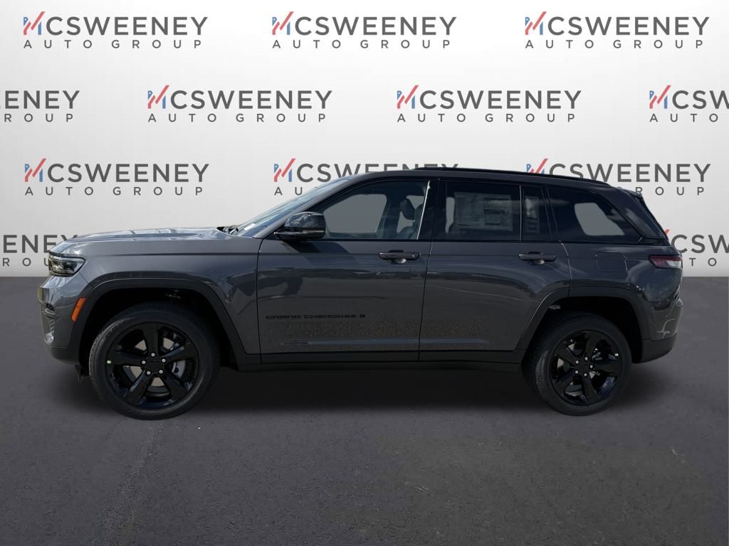 2025 Jeep Grand Cherokee Altitude X photo 2