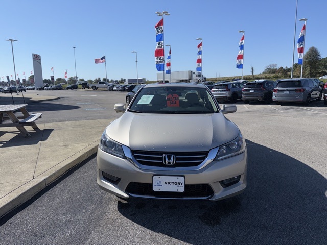 2015 Honda Accord EX-L photo 2