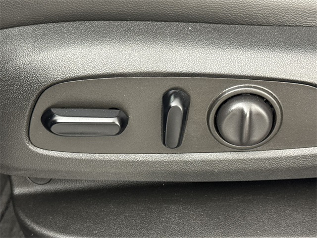 2023 Gmc Acadia SLT photo 4