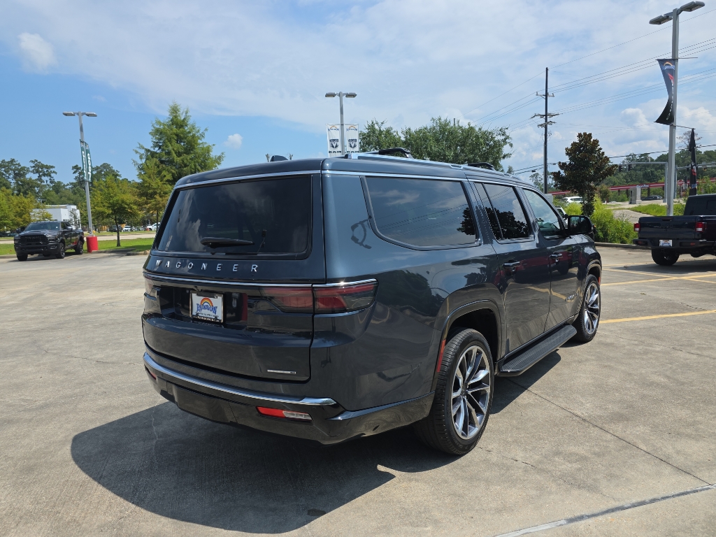 2024 Jeep Wagoneer L Series II photo 9