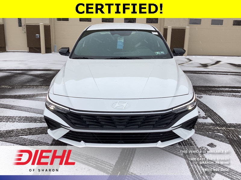 2025 Hyundai Elantra SEL Sport photo 2