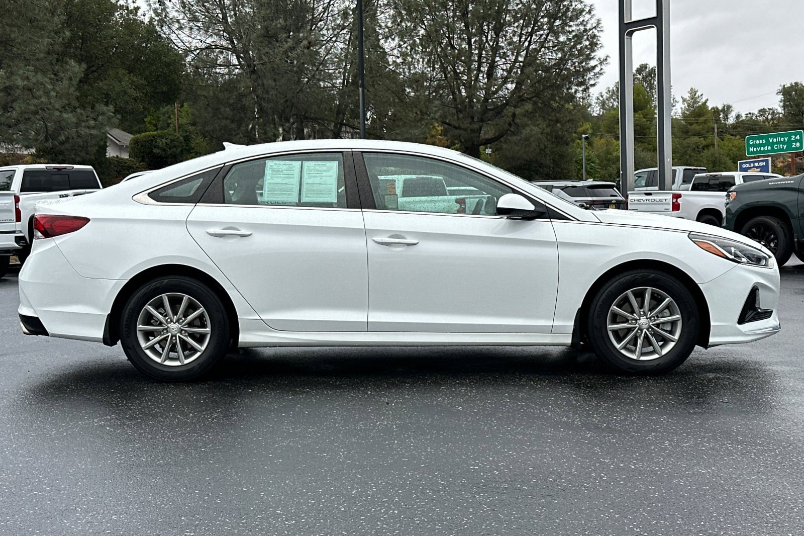 2019 Hyundai Sonata SE photo 3