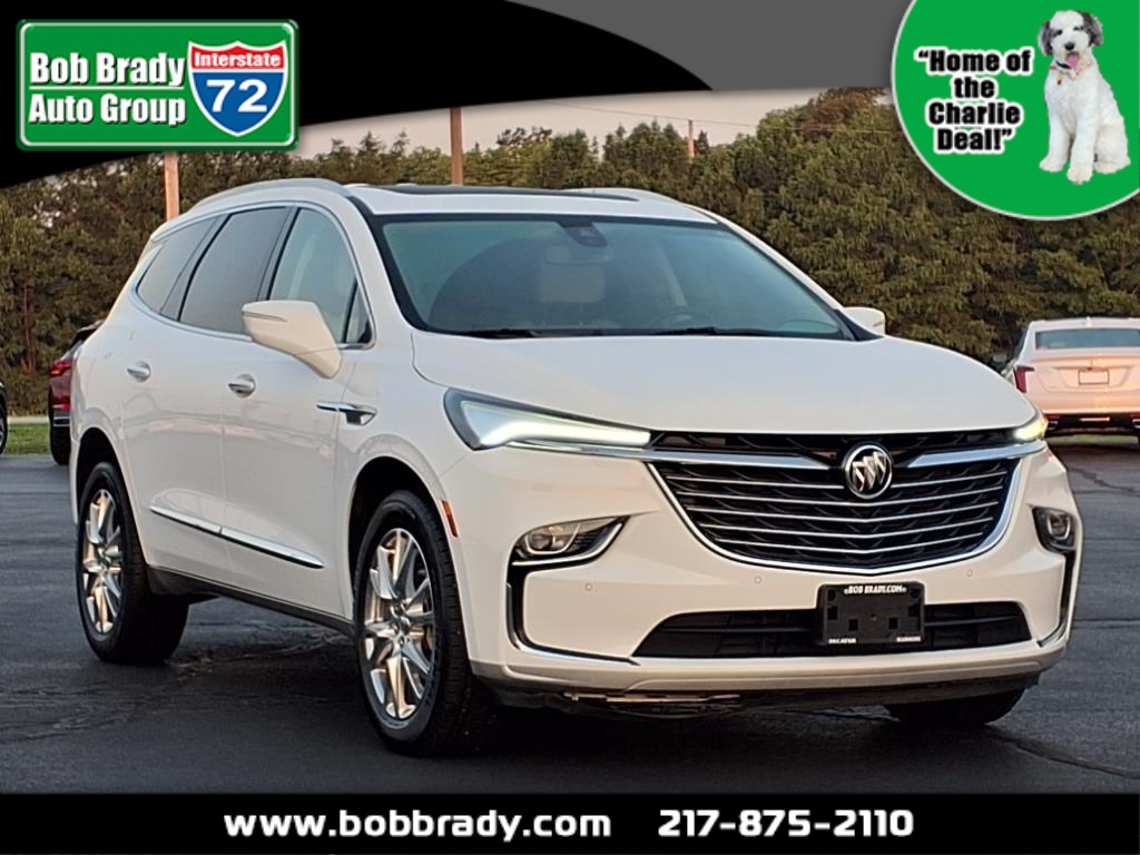 2023 Buick Enclave Essence's photo