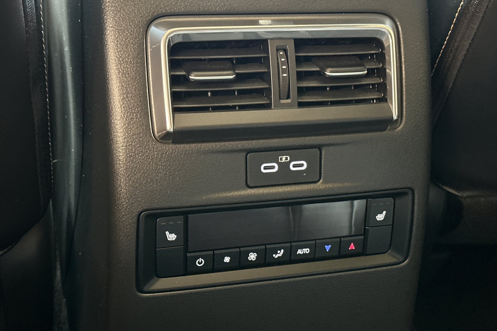 2025 Mazda CX-70 Premium Plus photo 12