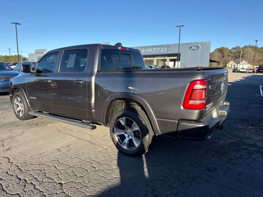 2019 Ram 1500 Laramie photo 3