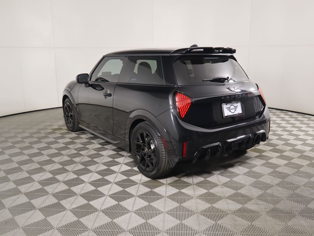 2026 Mini Cooper Hardtop S 2 Door Iconic photo 6
