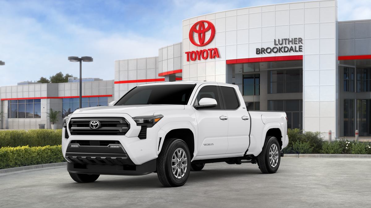 2025 Toyota Tacoma SR5's photo