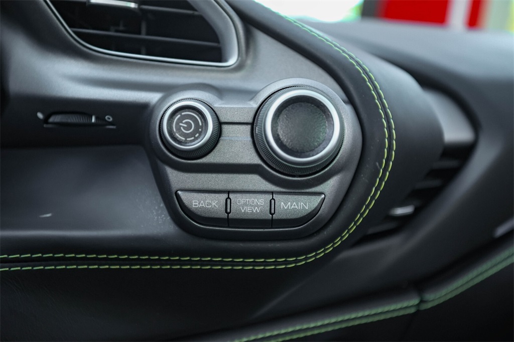 2016 Ferrari 488 GTB photo 28
