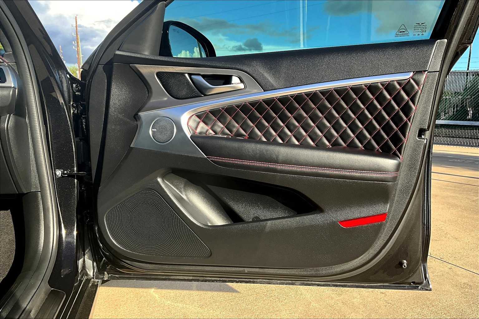 2025 Genesis G70 3.3T Sport Advanced photo 22