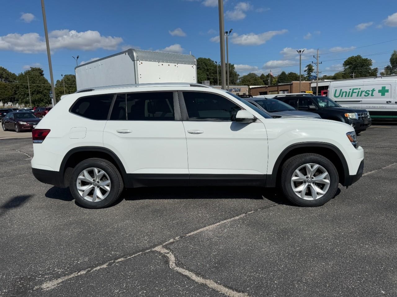 2019 Volkswagen Atlas V6 SE photo 2