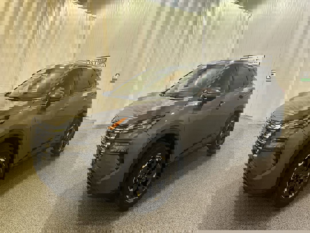 2026 Nissan Rogue SV photo 3