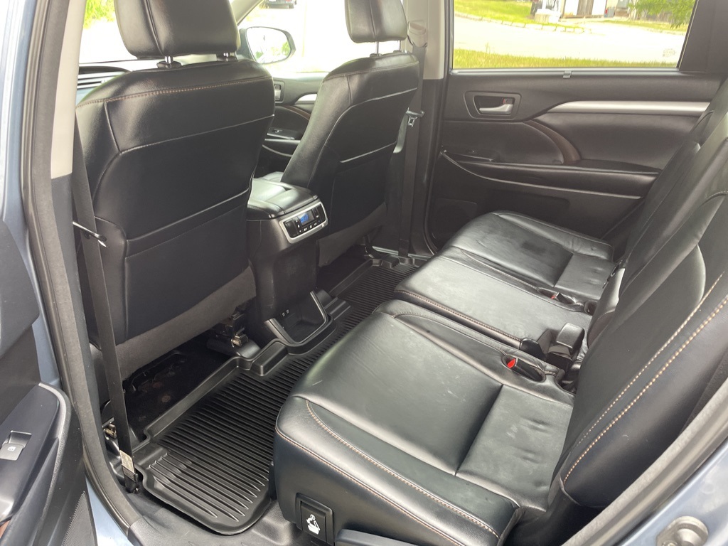 2018 Toyota Highlander XLE photo 6