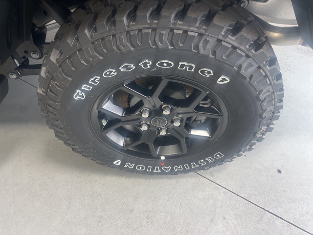 2025 Jeep Gladiator Sport photo 22