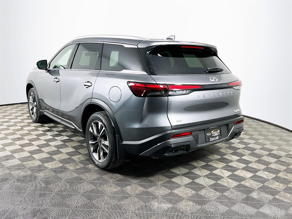 2025 Infiniti QX60 Luxe photo 5