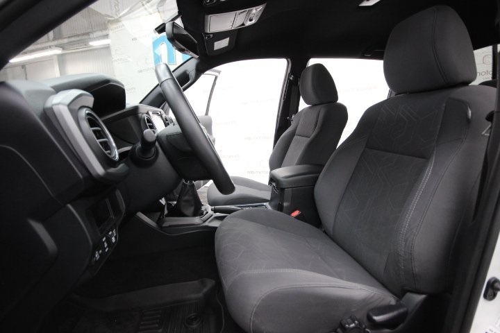 2017 Toyota Tacoma SR5 Sport TRD Pro photo 10