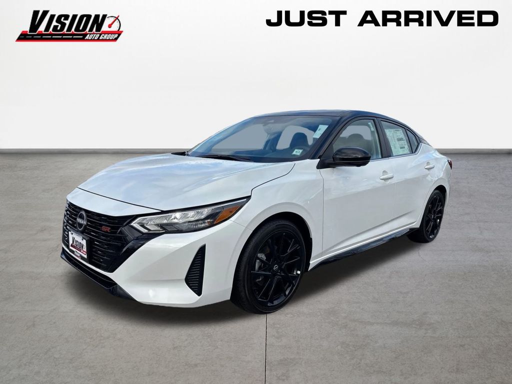 2025 Nissan Sentra SR's photo