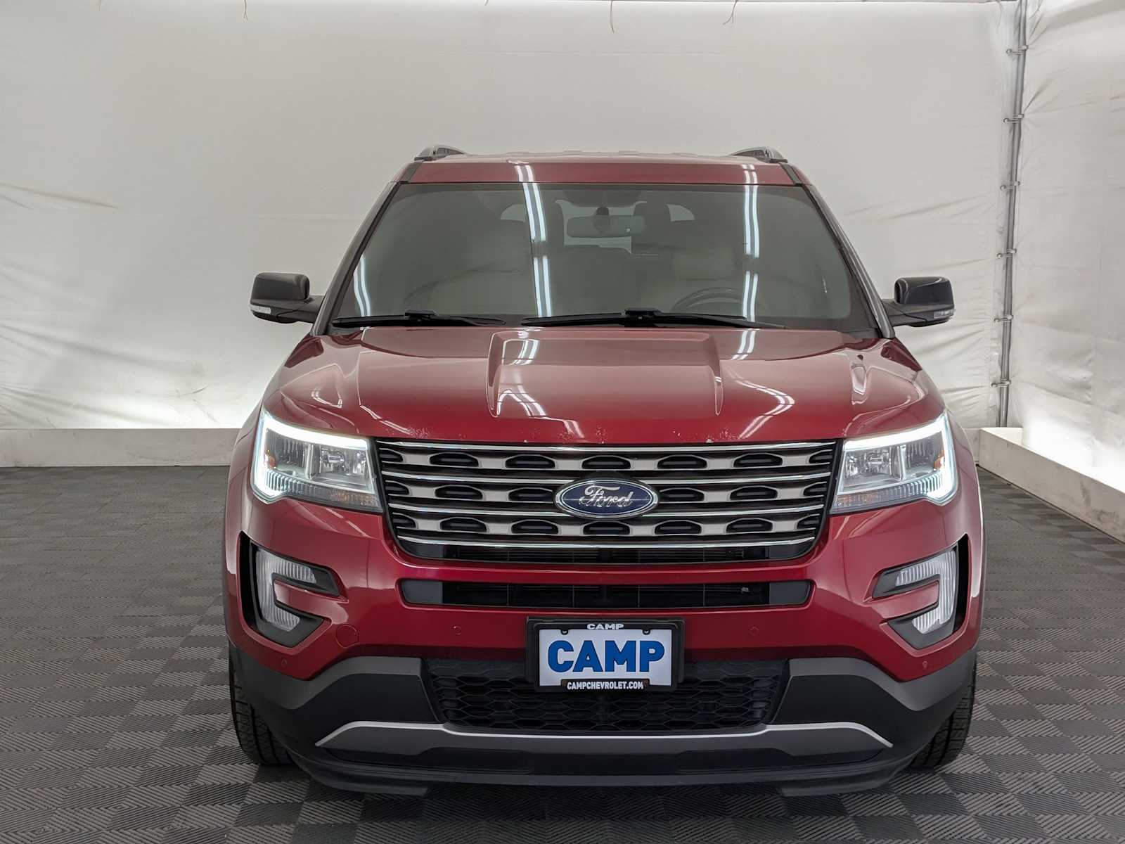 2017 Ford Explorer XLT photo 9