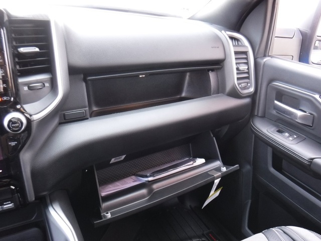 2025 Ram 2500 Big Horn photo 36