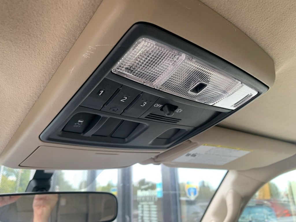2013 Toyota 4Runner SR5 photo 17