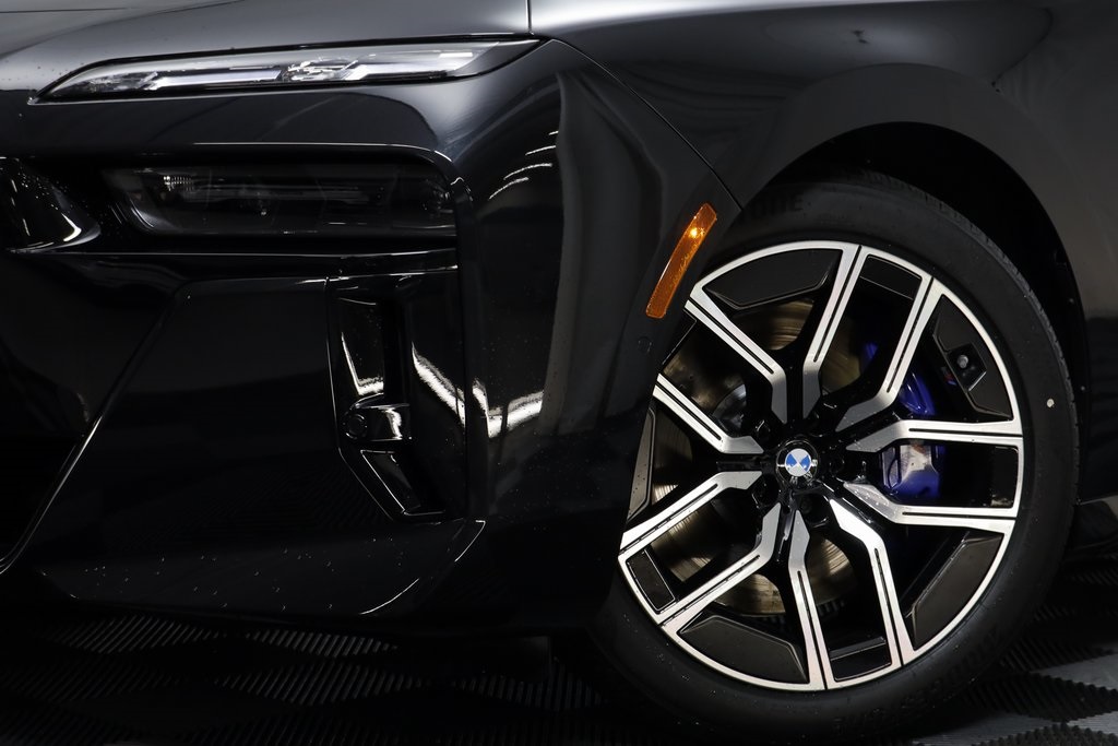 2025 Bmw 760i 760i xDrive photo 3
