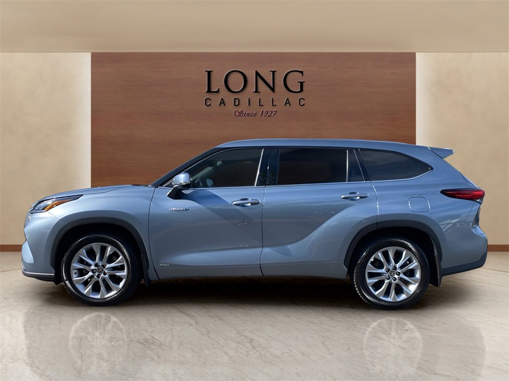 2021 Toyota Highlander Hybrid Limited photo 2