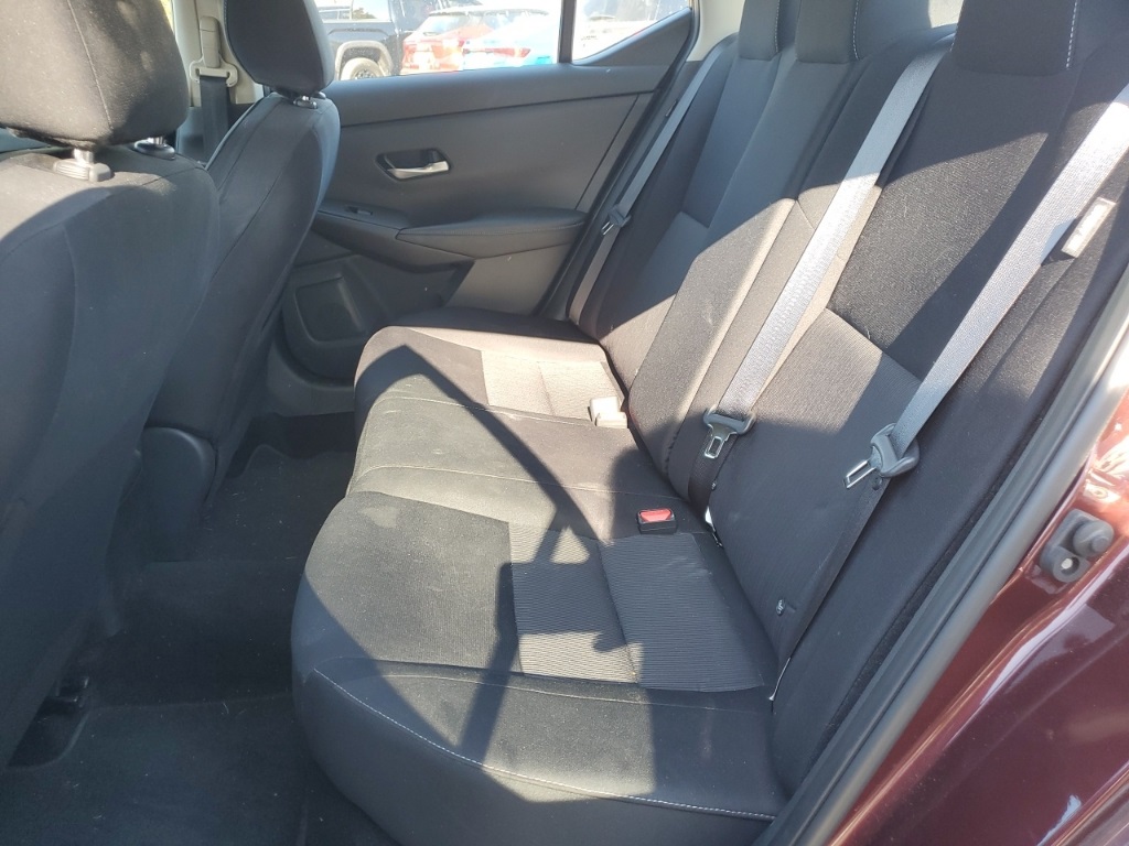2023 Nissan Sentra SV photo 4