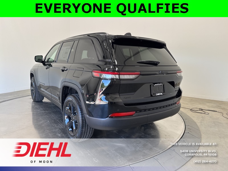 2025 Jeep Grand Cherokee Limited photo 4