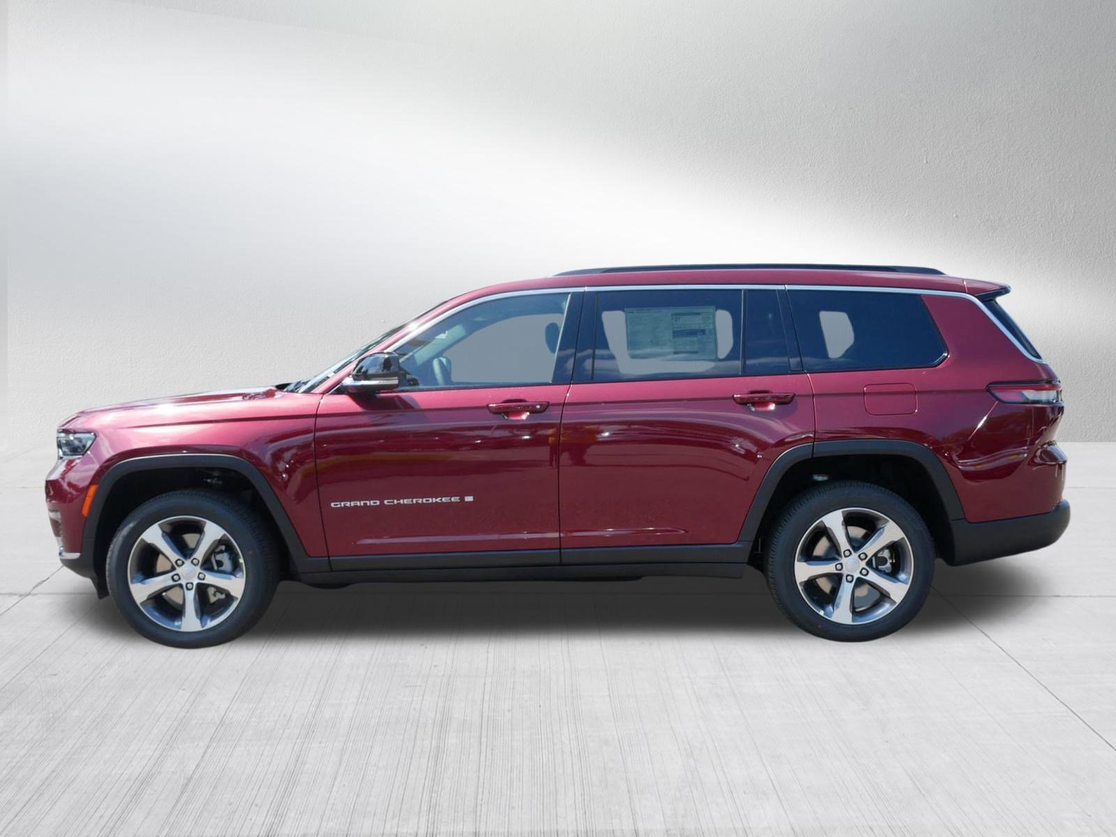 2025 Jeep Grand Cherokee Limited photo 4