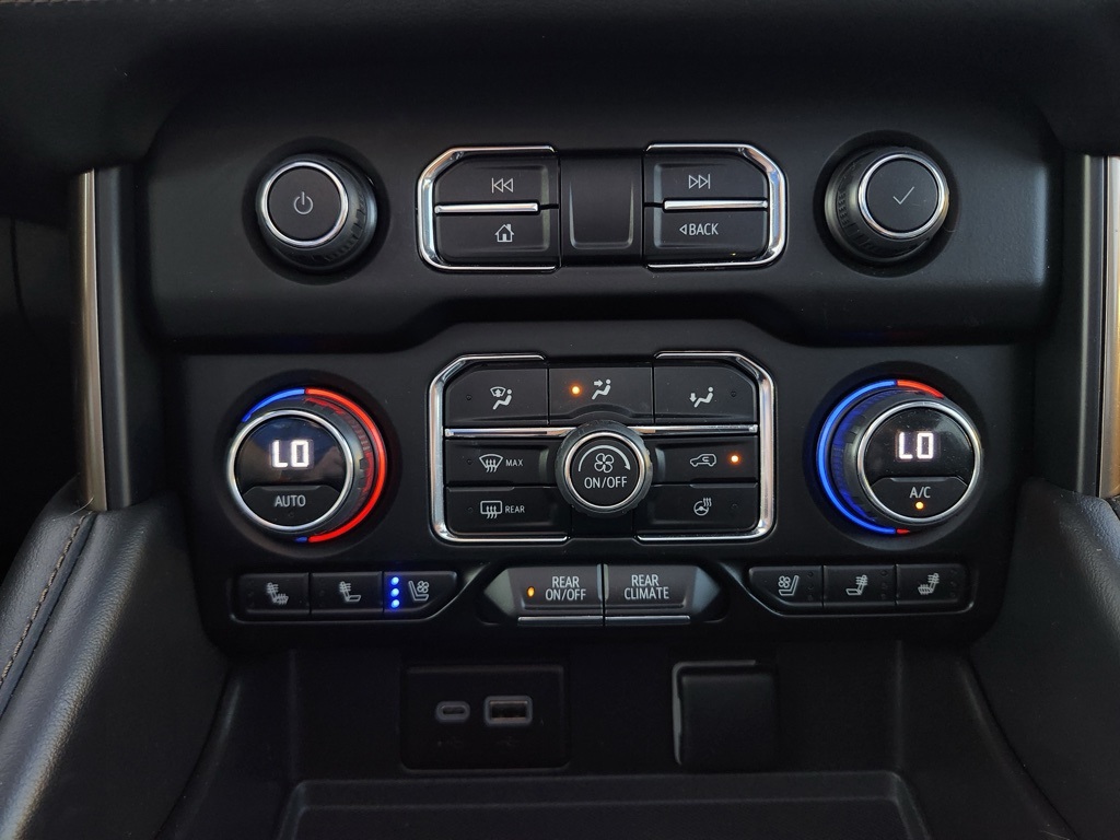 2023 Chevrolet Tahoe High Country photo 15