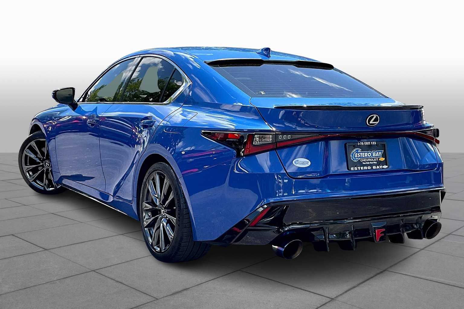 2022 Lexus IS F SPORT photo 11