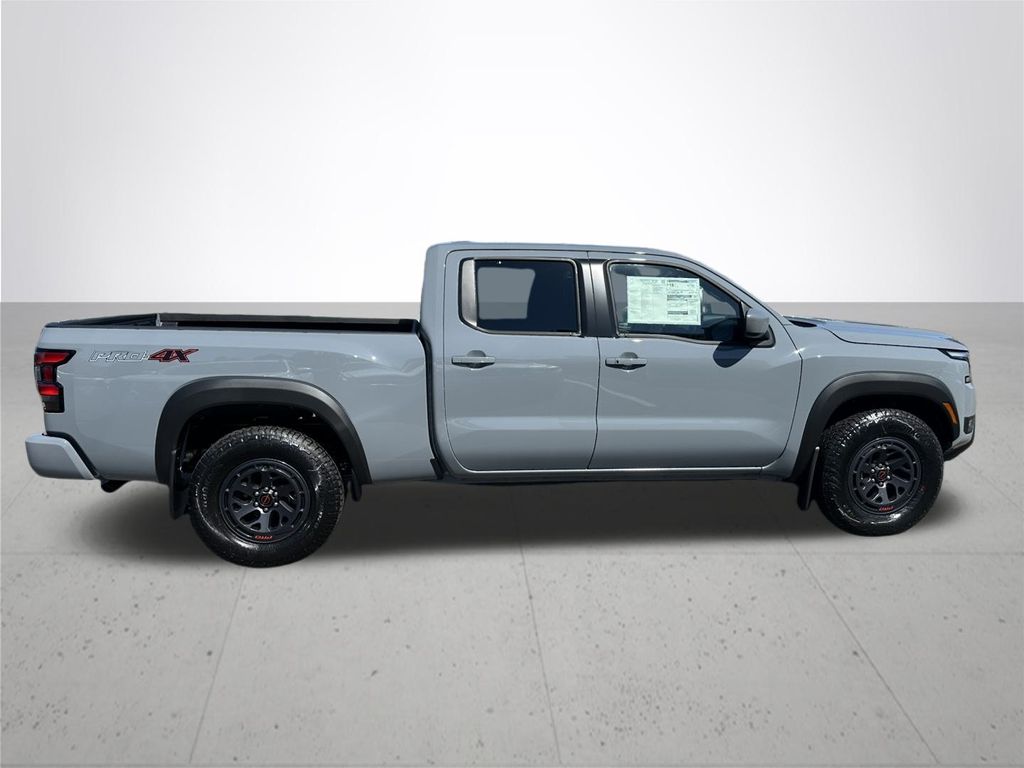 2025 Nissan Frontier PRO-4X photo 6